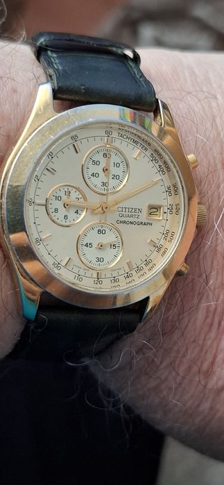 CITIZEN japan cu baterie și curea originală din piele.