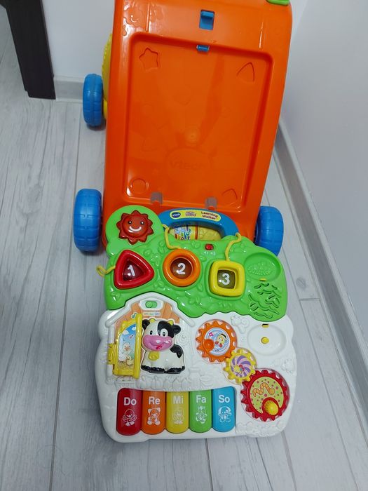 Mașinuța premergator bebe