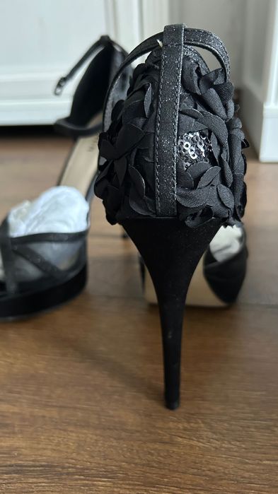 НАМАЛЕНИ Menbur испански обувки на висок ток 38