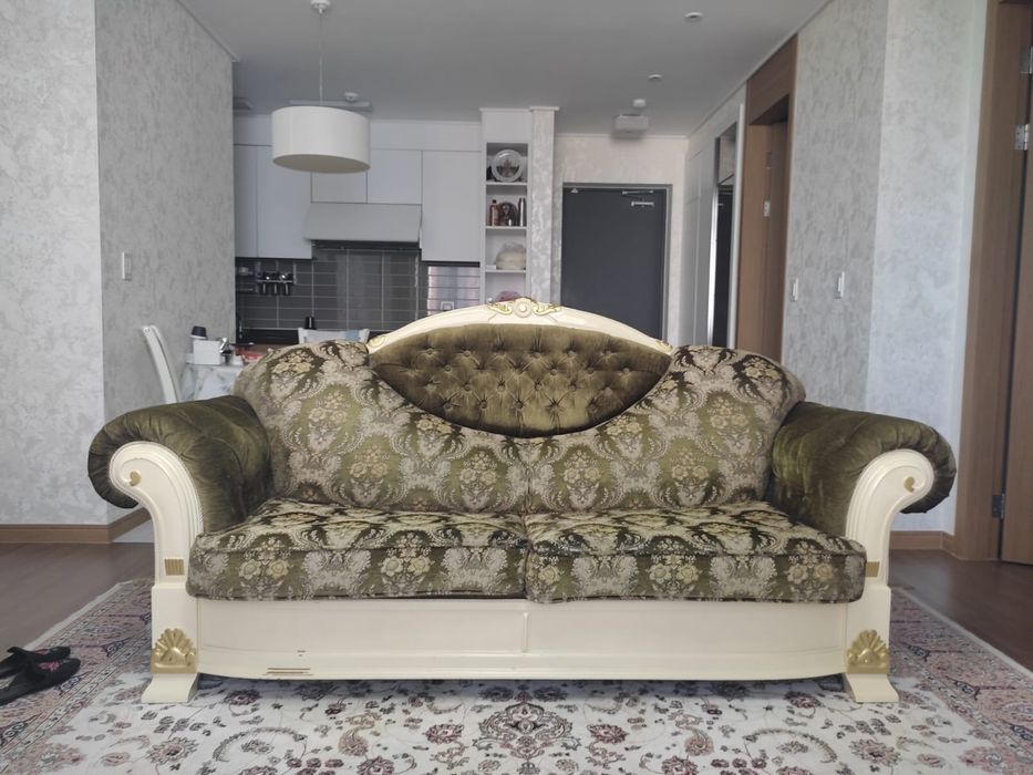 Мебель ( диван тройка)