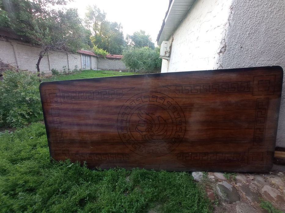 12 kishilik stul stol sotiladi narx kelishiladi