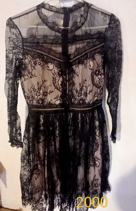 Продам  нарядные платья