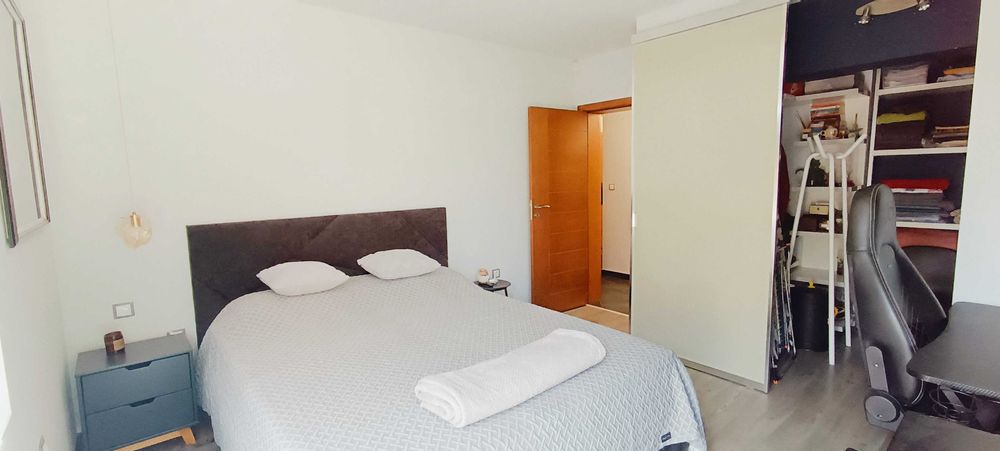 Прекрасен тристаен ул. " Парчевич", Адвокатска градина, гр. Варна