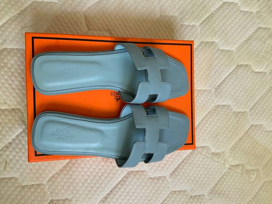 Женская тапочка Hermes
