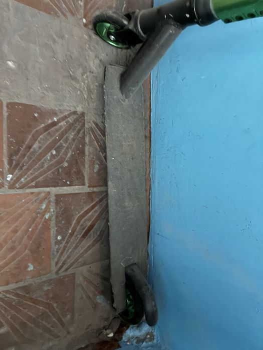 Продам самокат трюковой