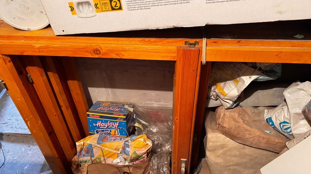 нова дървена двойна дограма