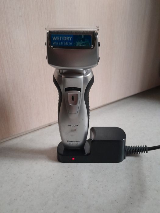 Продам электробритву Panasonic