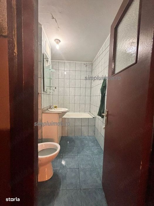Apartament 3 camere - Bulevardul  Alexandru Obregia