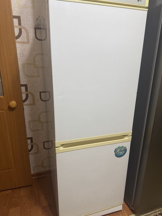 Продам холодильник LG