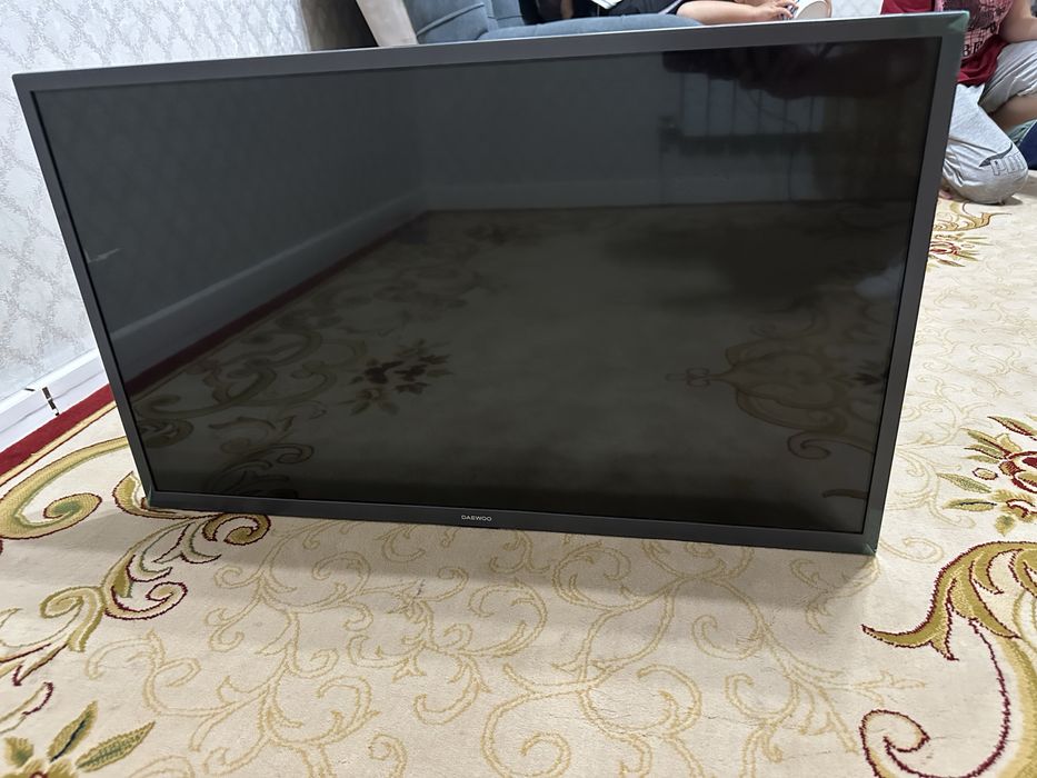 Телевизор на запчасти
