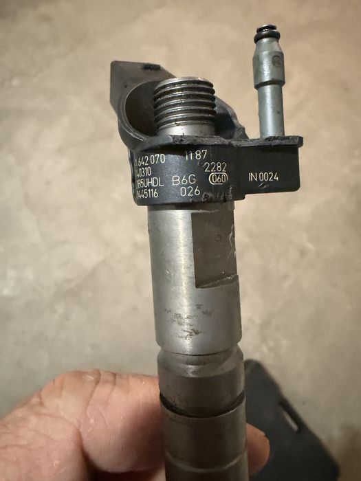 Дюзи Дюза Оригиналнa Mercedes OM642 350 CDI