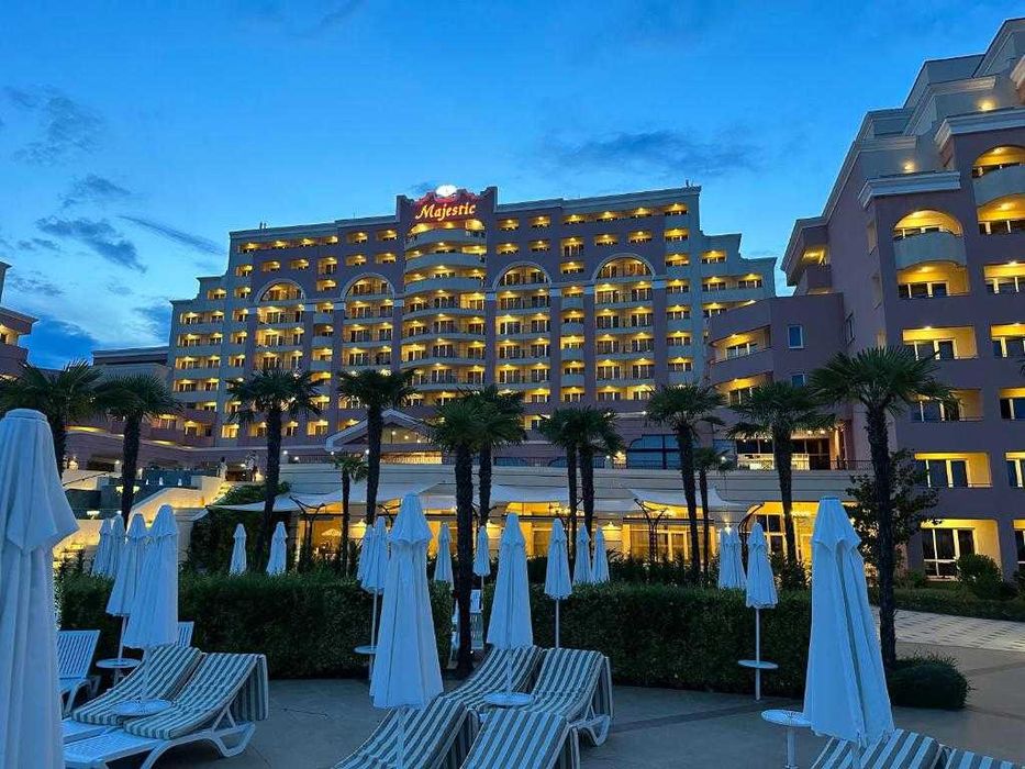 Просторен апартамент 64 m² на първа линия в Majestic Beach Resort 4 звезди Ultra All Inclusive – Слънчев бряг
