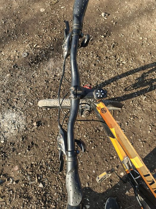 Velosiped sotiladi / Velik sotiladi / Arzonga beriladi