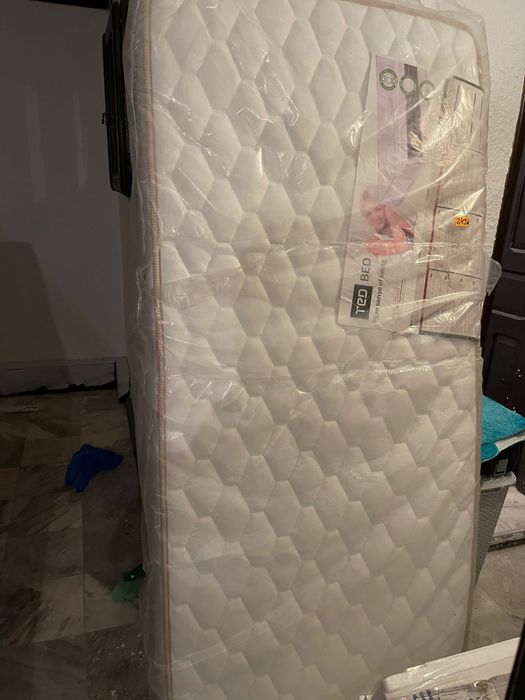 Детско тапицирано легло + матрак 90х200