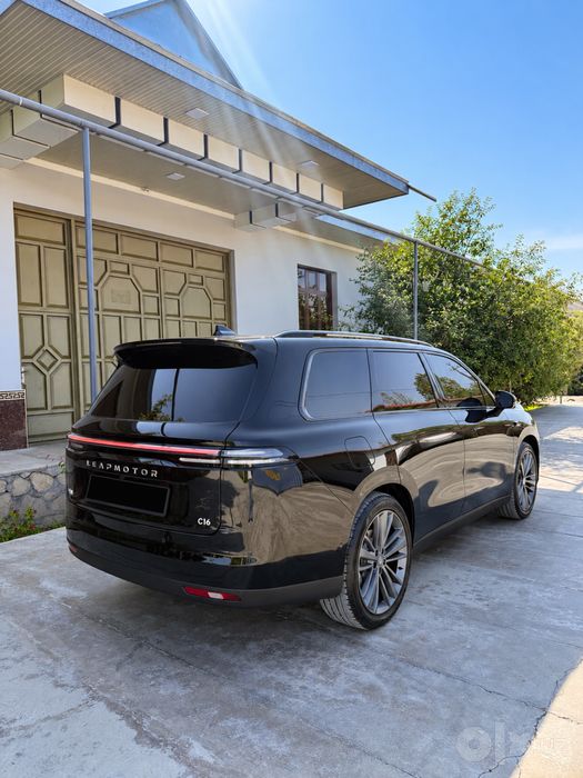 Leapmotor C16 гибрид
