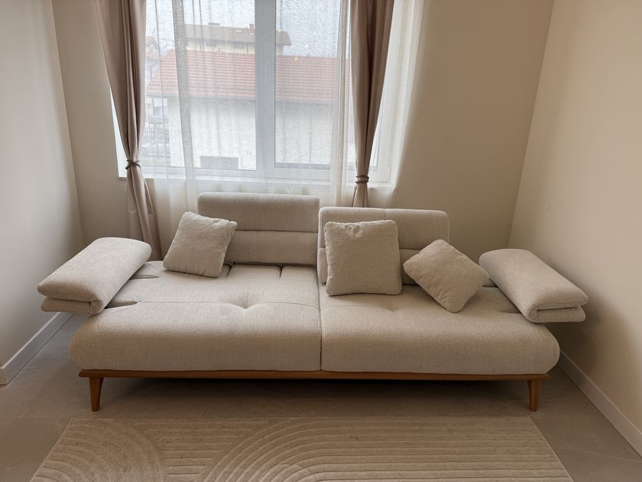 Трапезна маса с 5 стола