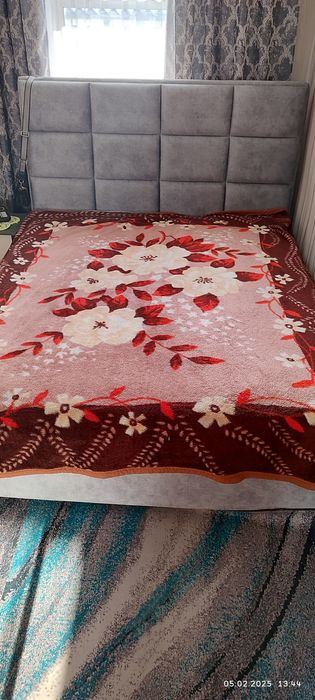 Кровать двух спальная