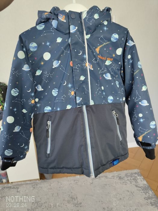 Отдам даром зимнюю куртку на мальчика 5-6 лет