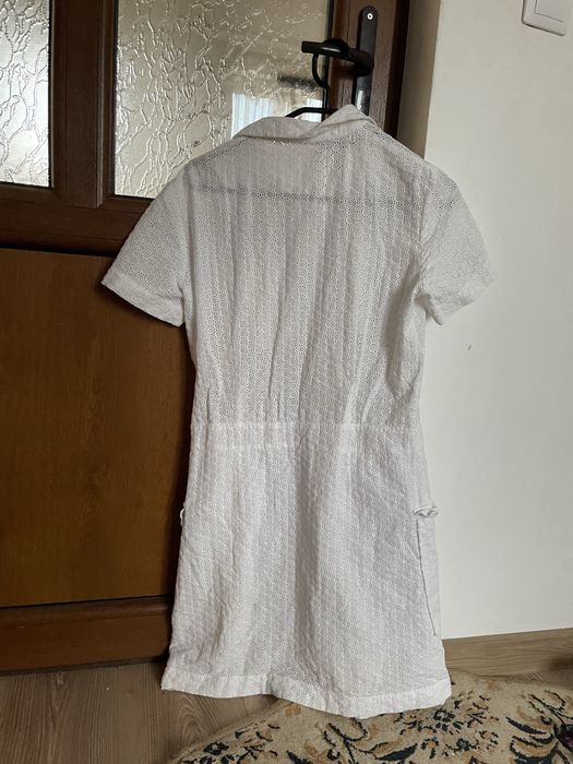 Rochie Cămașă Albă din Dantelă Broderie Anglaise cu Buzunare