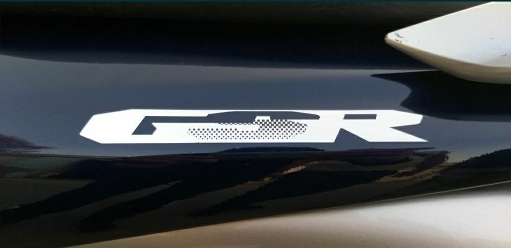 Suzuki GSR стикери