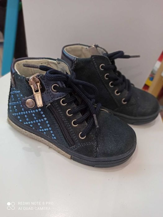 Детски боти Primigi