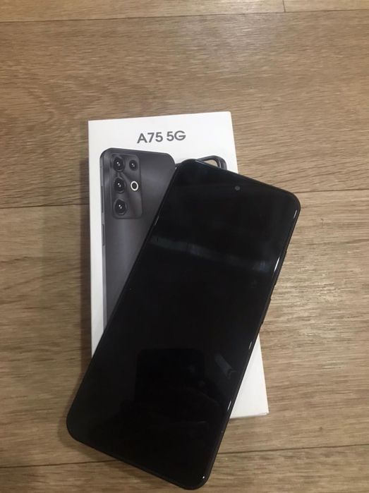 Продам SAMSUNG A 75 5G в идеале