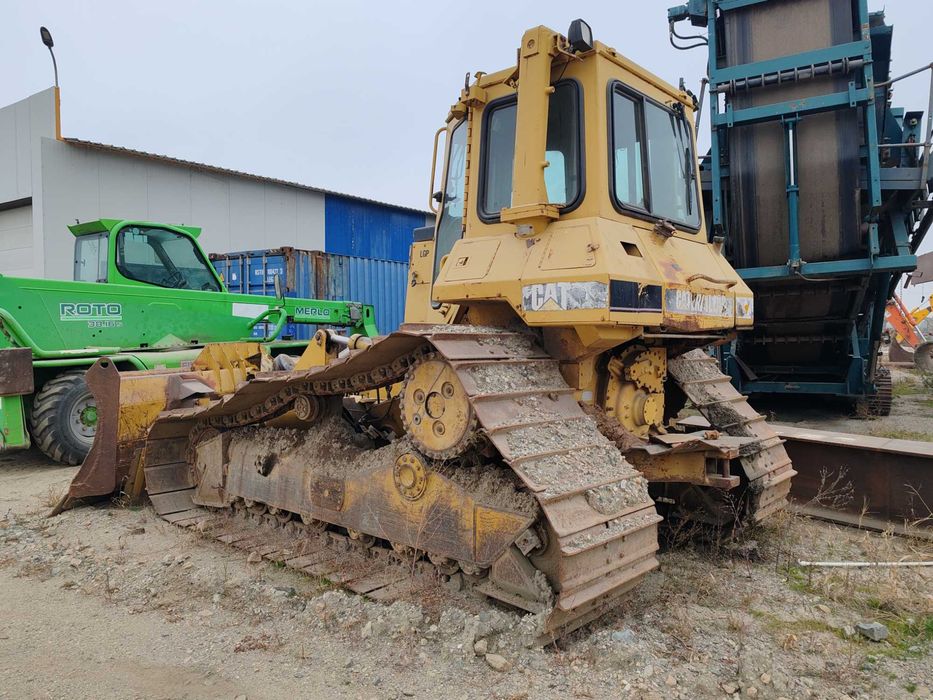 Dezmembrez Buldozer Caterpillar D5H