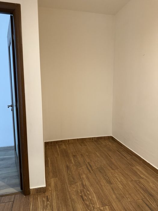 Spatiu comercial - Cabinet / birou – zona centrala, bloc modern 2012