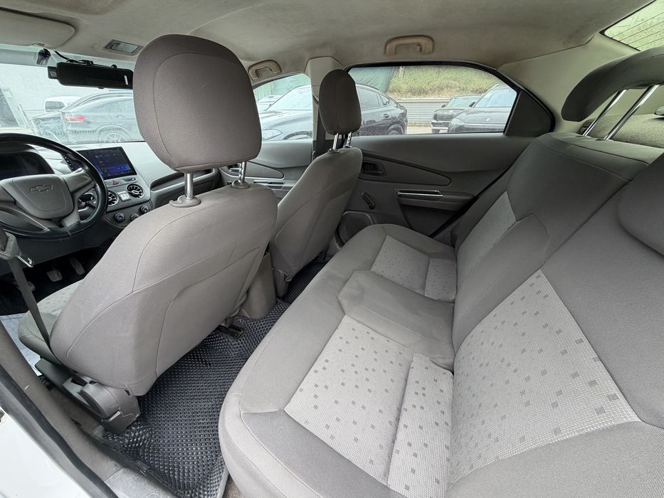 Chevrolet Cobalt 2015 — 3