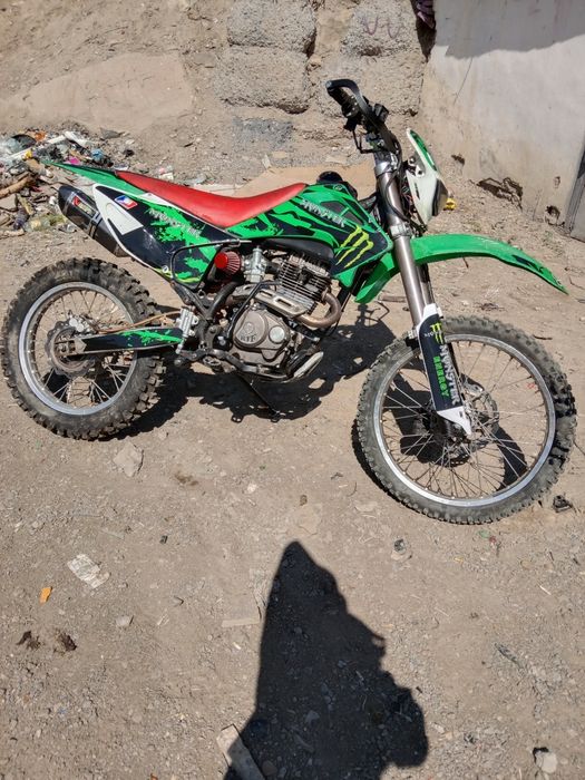 Продам Эндуро 250сс на полном ходу