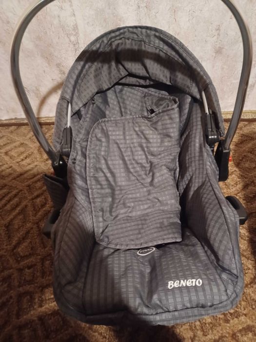 Здравейте продавам столче