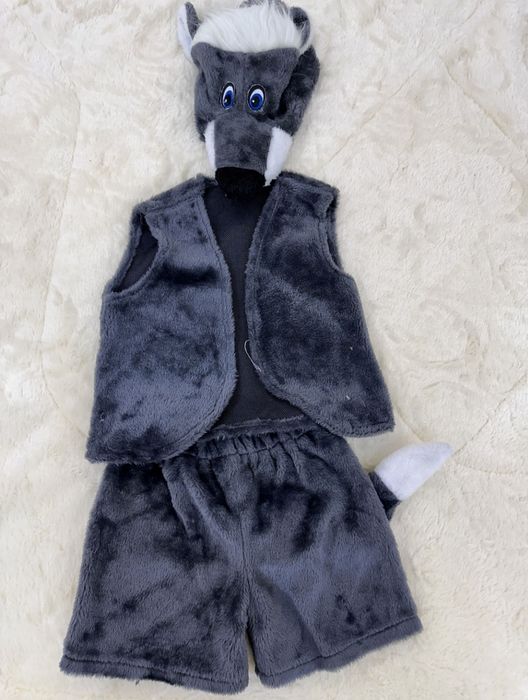 Прокат костюм Волка