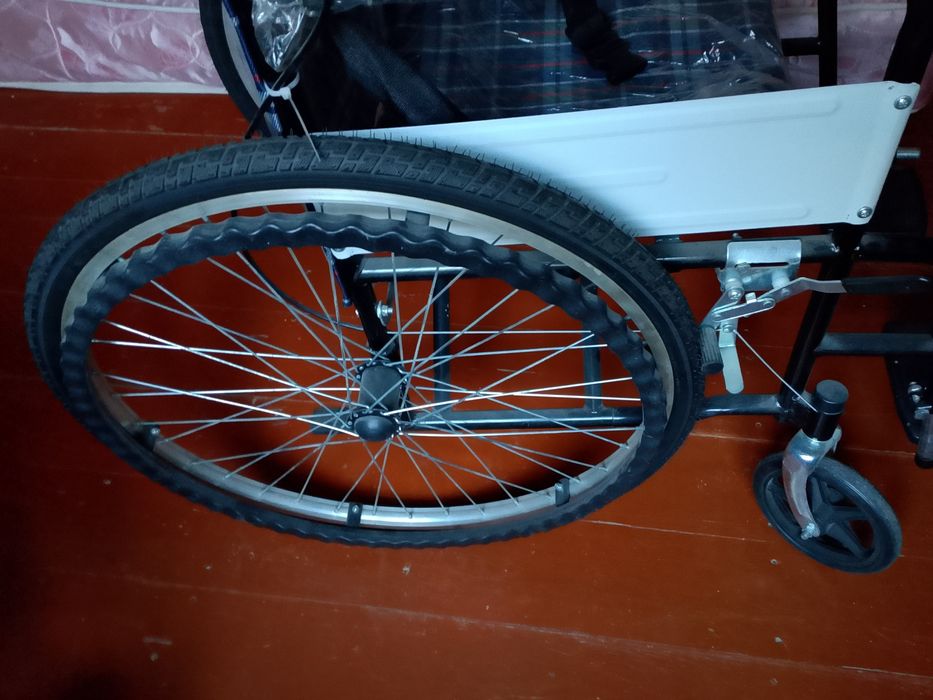 Инвалидная коляска