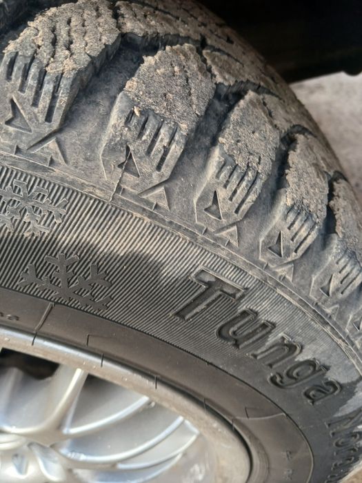 BMW Тройка Е36 объём 1.8