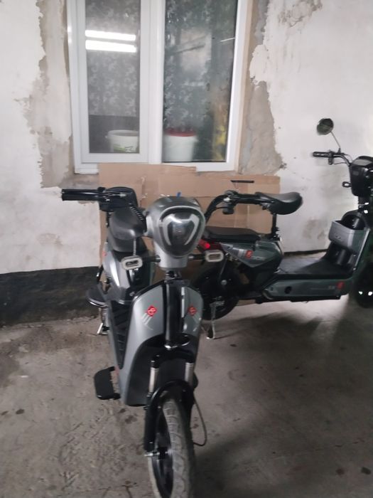 ПРАДАМ два электроскутера