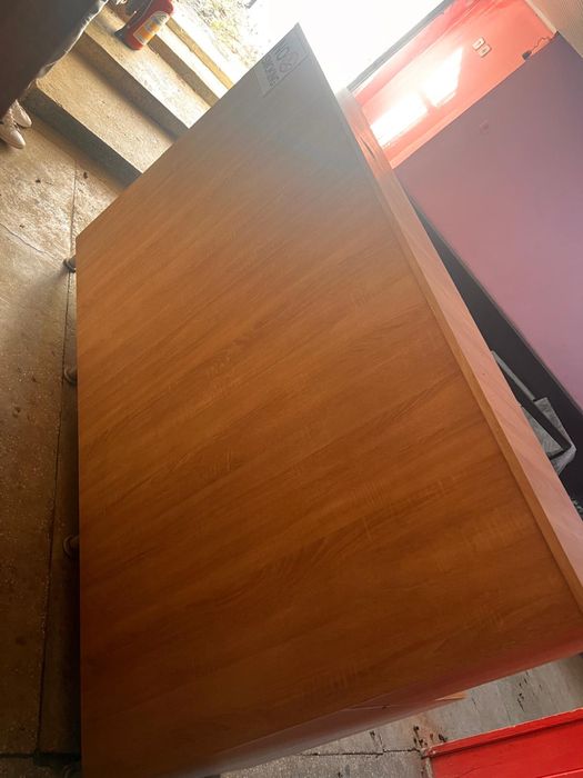 Vand Tejghea pentru bar si rafturi