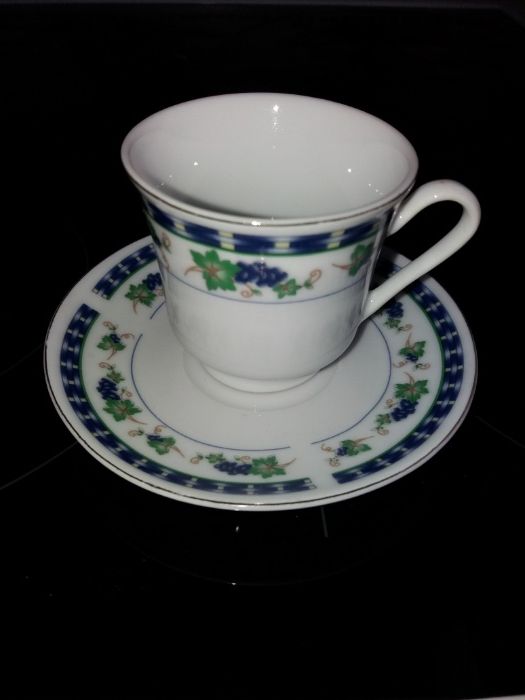 Порцеланов сервиз за кафе Tao Hui -FINE PORCELAIN, 6 бр., Антика 80-те