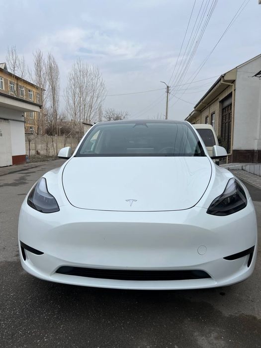 Tesla Model Y 2023 10 oy 
2023 YIL. 10- OY 
STANDARD 
ZAPAS HOD. 350 k