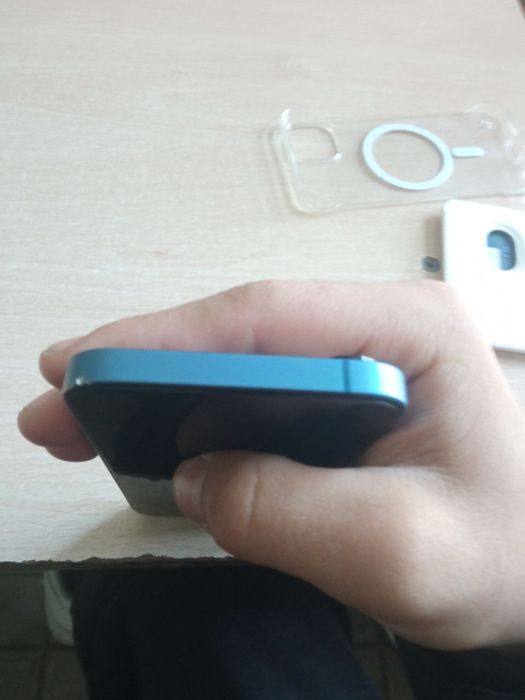 Айфон 13 без каробки