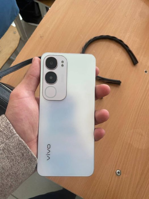 Tel sotiladi srochna