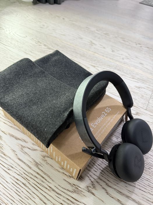Jabra Evolve2 65