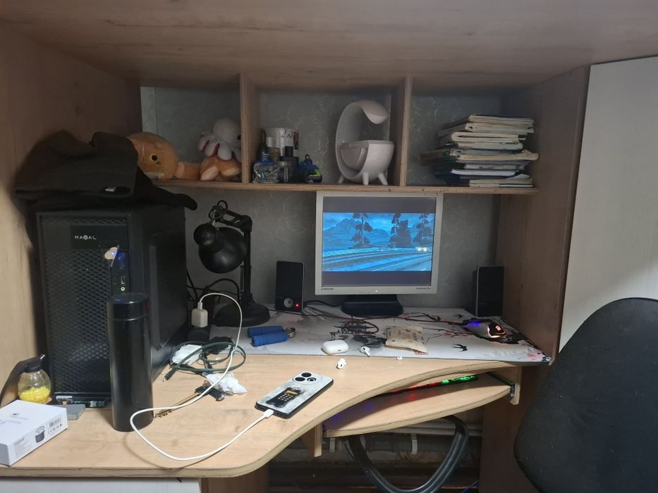 двухъярусная  кровать