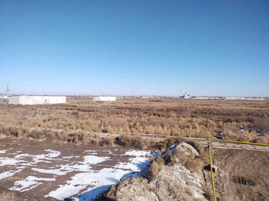 Земельный участок со строениями