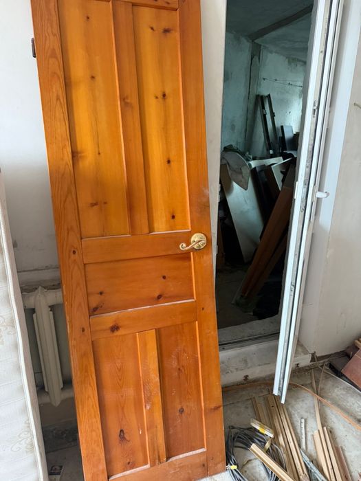 Деревянные двери