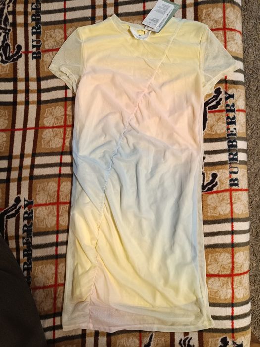 Платье  новое H&M 12-14 лет