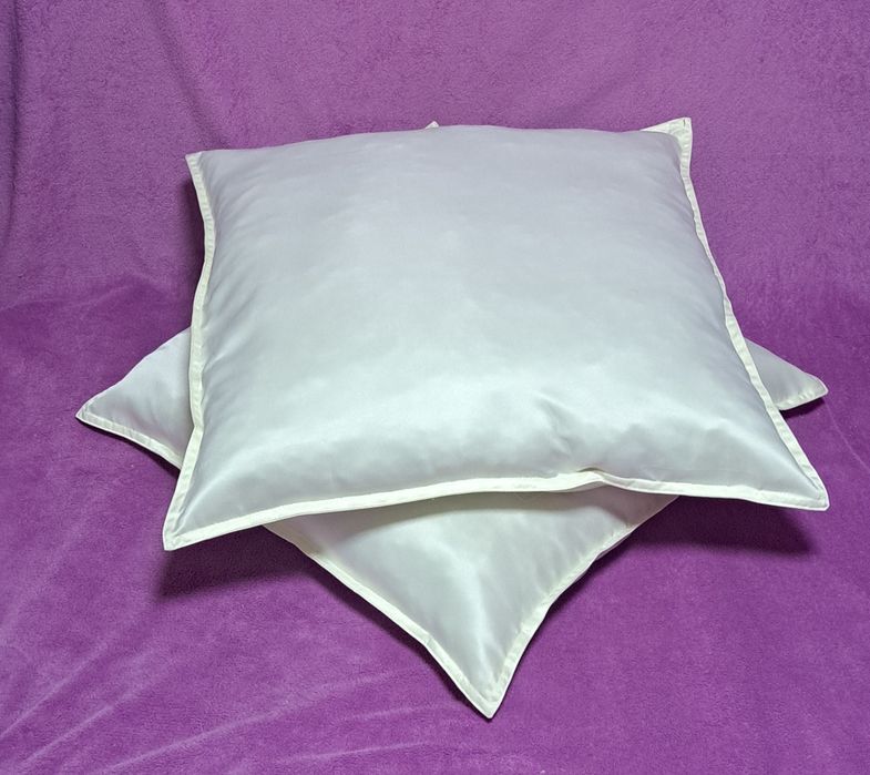 Подушки новые продам