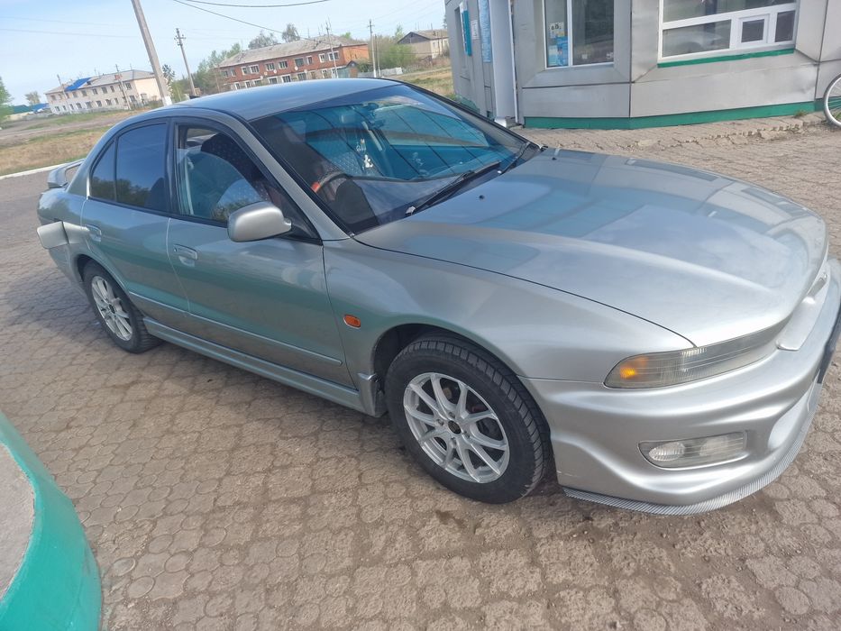 Mitsubishi galant 8
