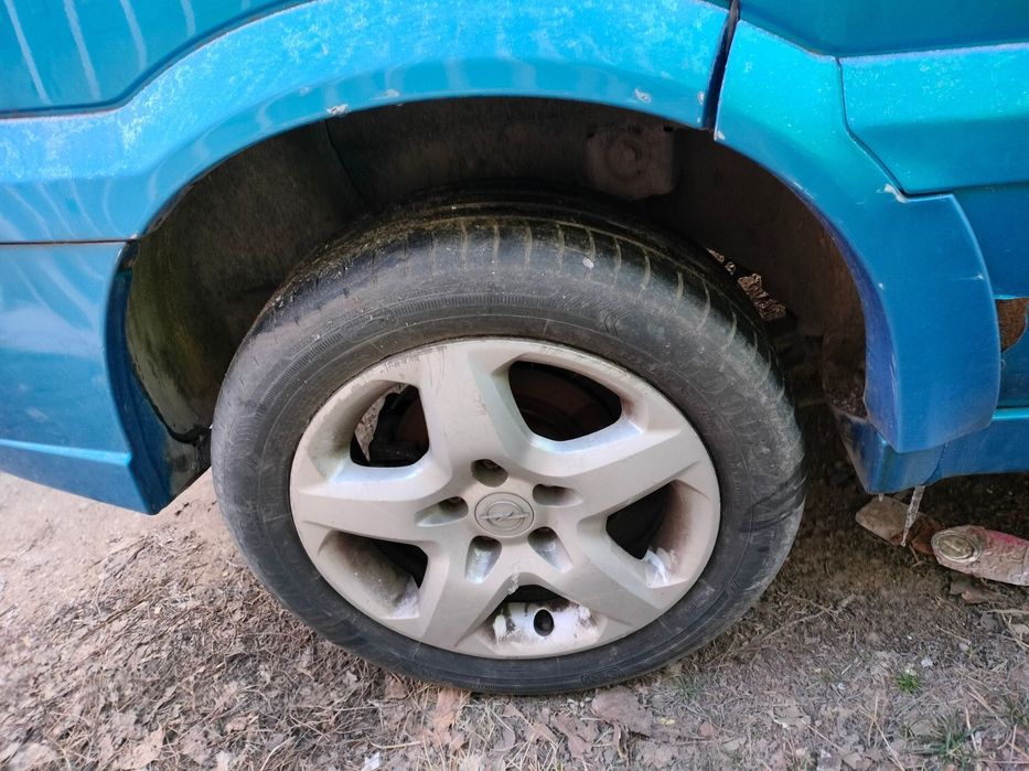 Dezmembrari  Opel ZAFIRA A (F75)  1999  > 2006 2.0 OPC Benzina