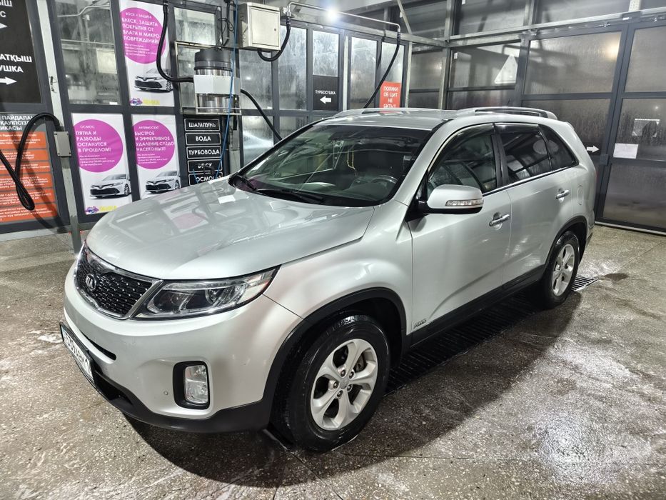 Продам Kia Sorento 2014 года