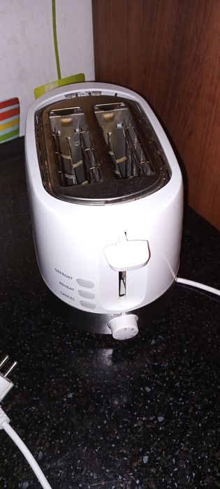 Продам тостер год не прошёл